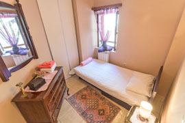 Single bedroom