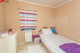 Single bedroom